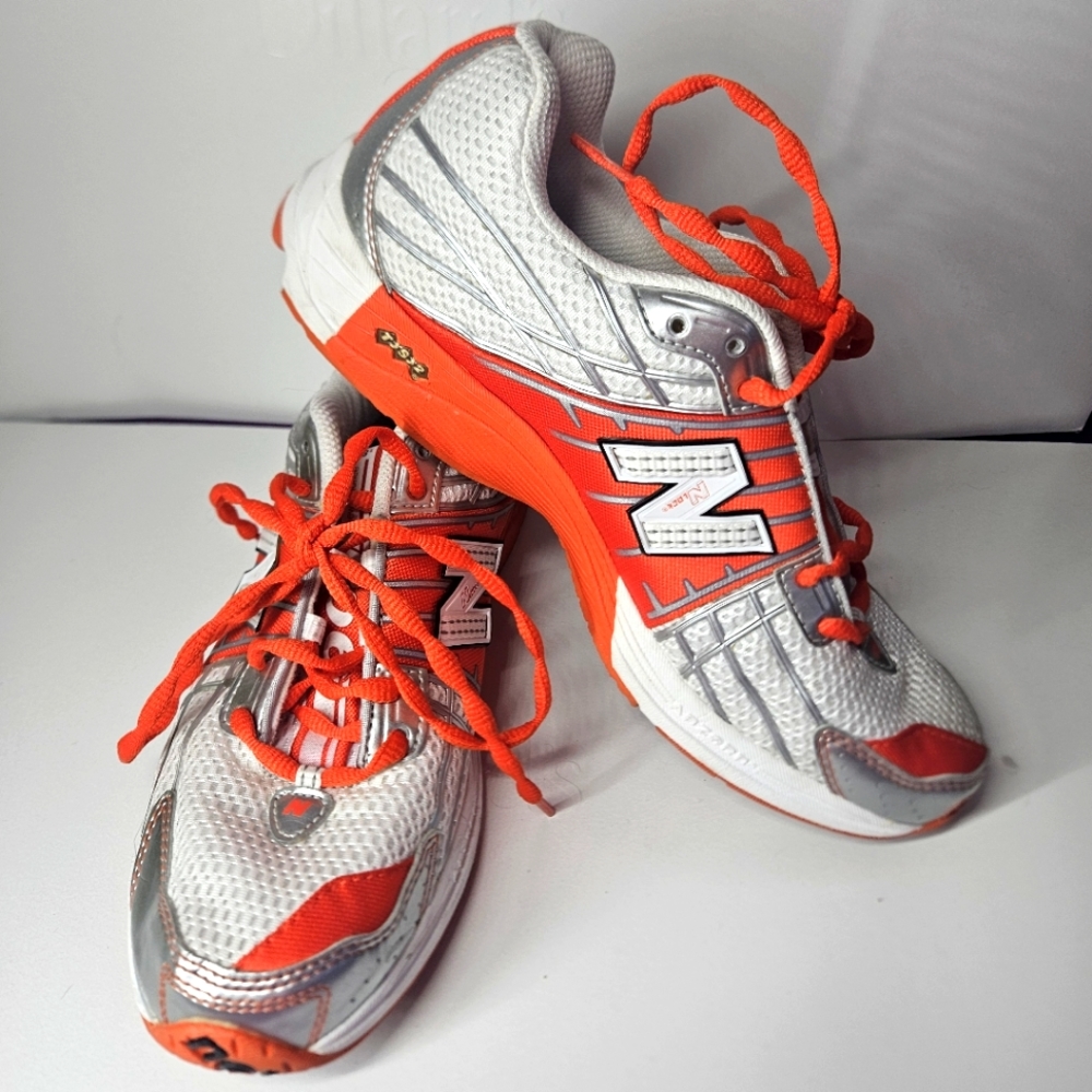 New Balance 904 Tennis Shoes